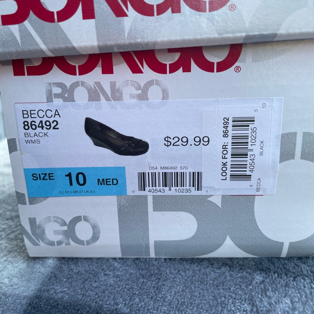 Woman’s Shoes
